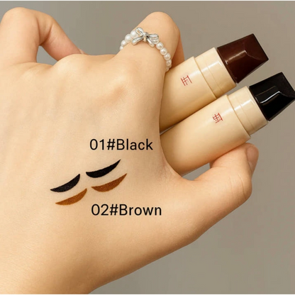 Flawless Wing Eyeliner Stamp™